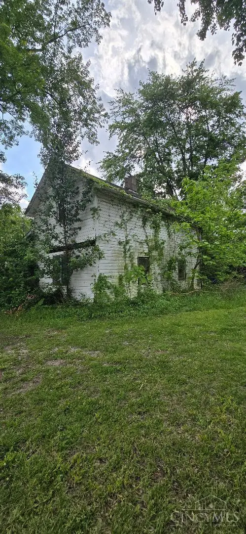 121 Cuba Avenue, Midland, OH 45148