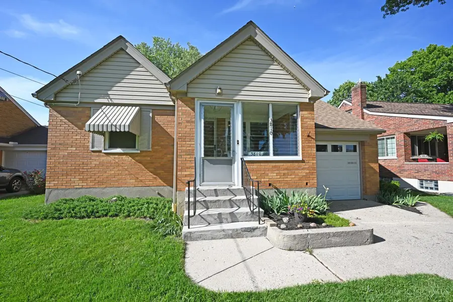 3810 S Broadlawn Circle, Silverton, OH 45236 - #3