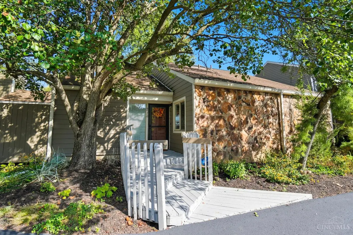 9870 Timbers Drive, Blue Ash, OH 45242 - #1