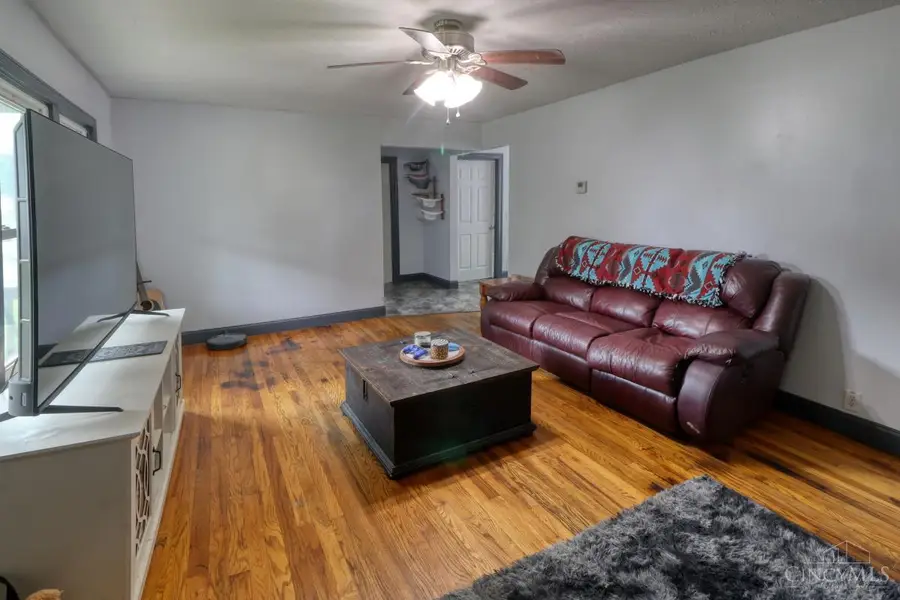 432 Kenwood Avenue, Georgetown, OH 45121 - #3