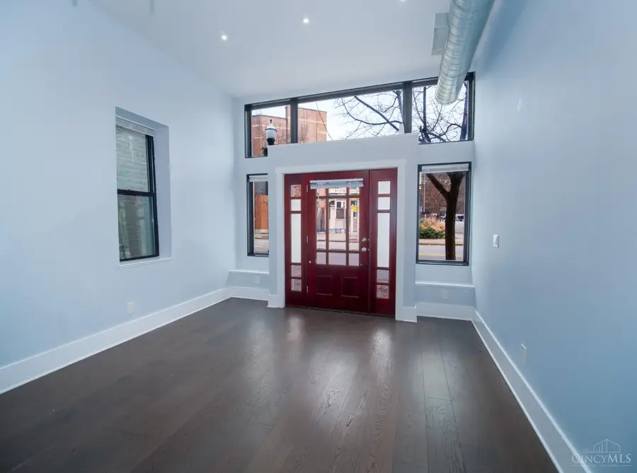 163 E Mcmicken Avenue, Cincinnati, OH 45202 - #2