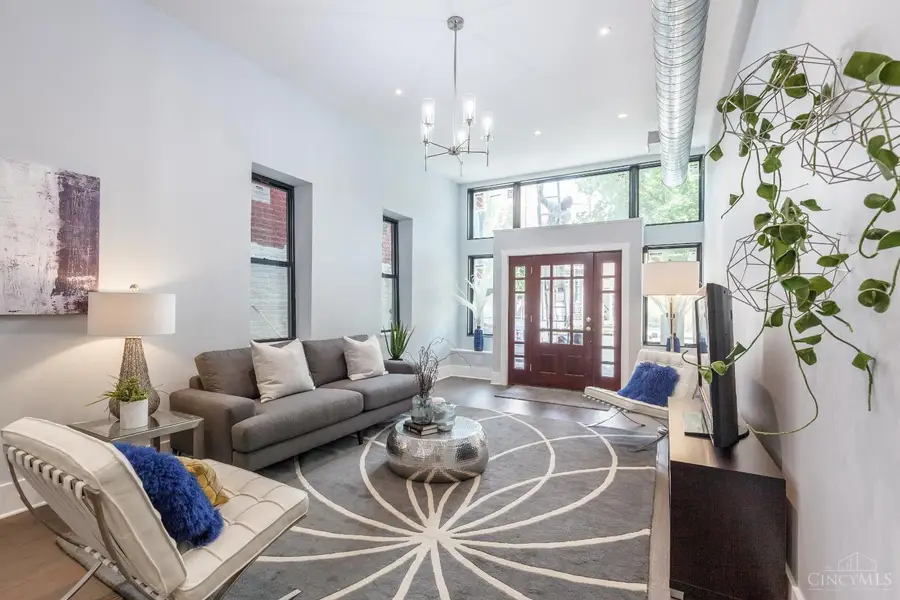 163 E Mcmicken Avenue, Cincinnati, OH 45202 - #3