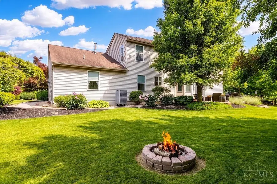 4594 Atrium Court, Mason, OH 45040 - #3