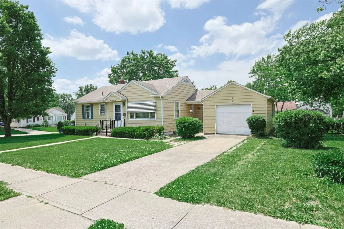 399 S Eastview Parkway, Hamilton, OH 45011 - #1