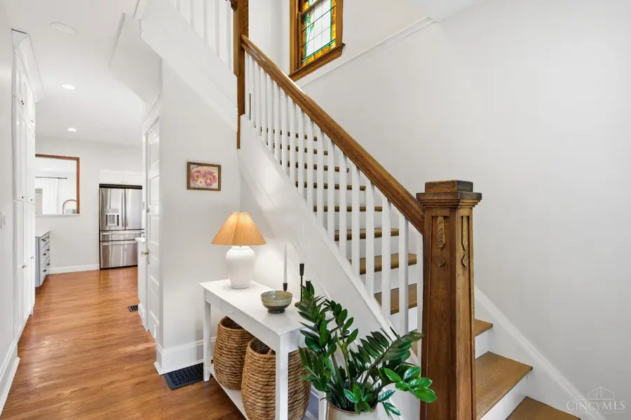 877 Tweed Avenue, Cincinnati, OH 45226 - #3