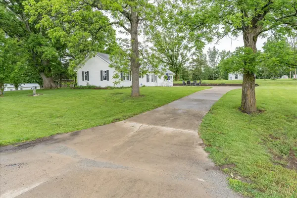 10529 North Shore Road, Paint Twp, OH 45133