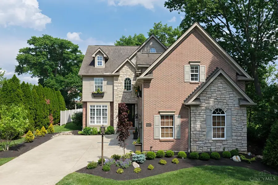 9630 Ross Avenue, Montgomery, OH 45242 - #2