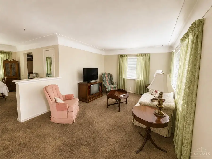 33 Imbler Drive, Cincinnati, OH 45218 - #2