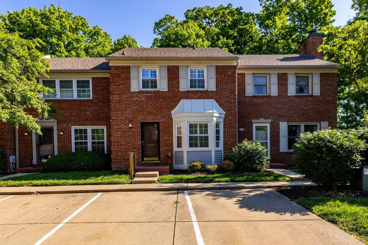 9120 Dominion Circle, Symmes Township, OH 45249 - #1