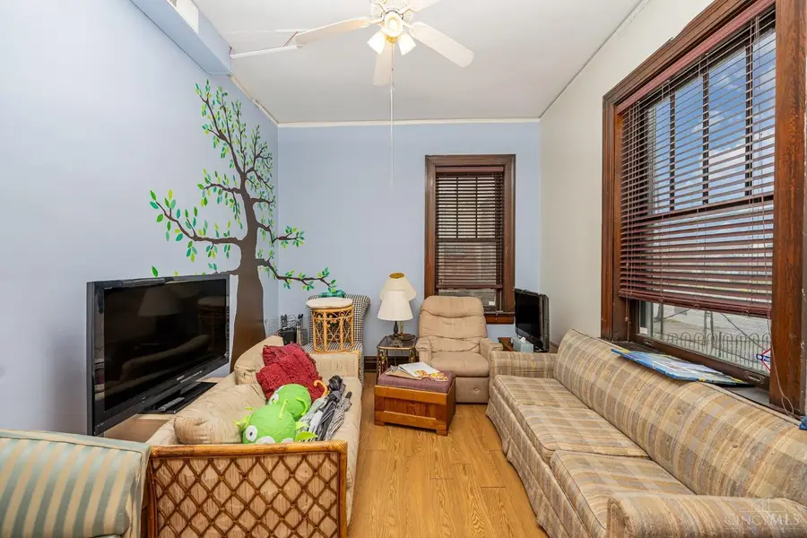923 Bank Street, Cincinnati, OH 45214 - #3