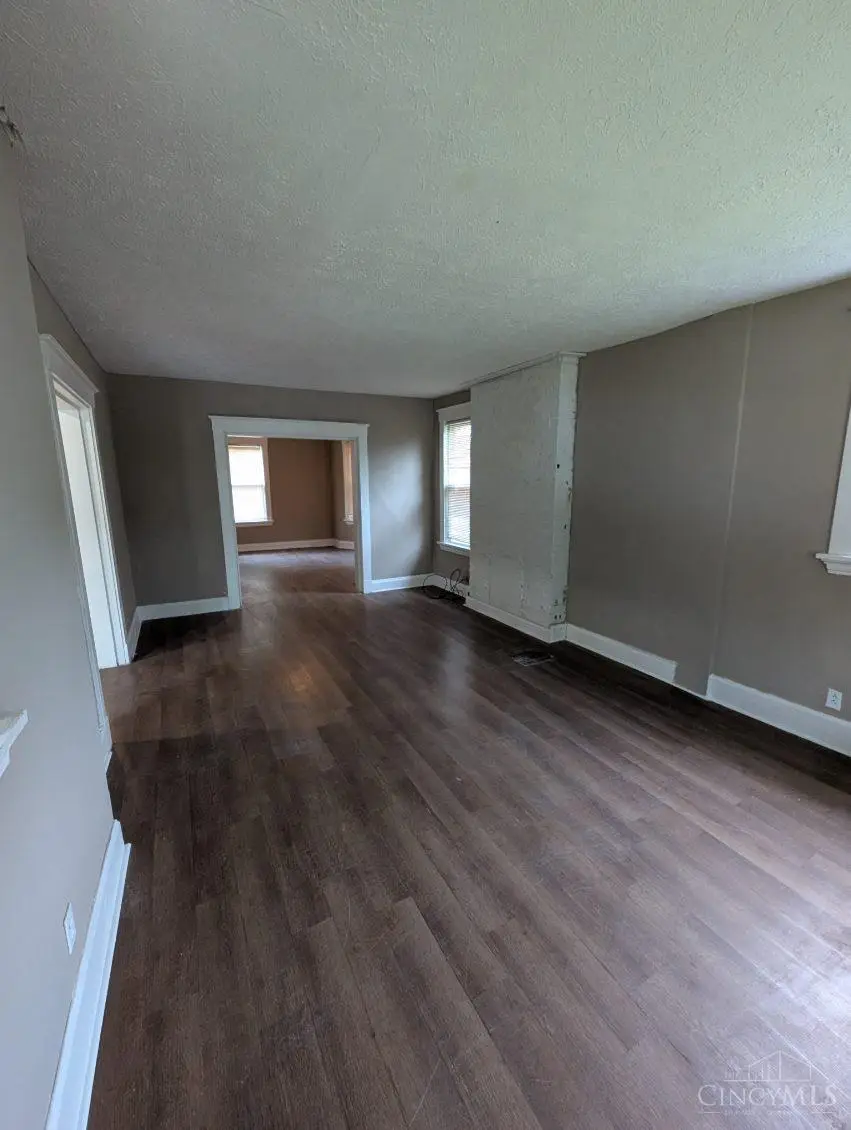 2404 Highland Avenue, Cincinnati, OH 45219 - #2