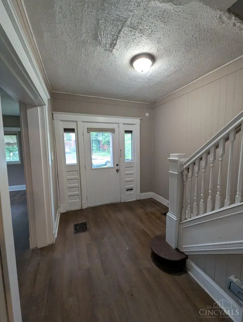 2404 Highland Avenue, Cincinnati, OH 45219 - #3