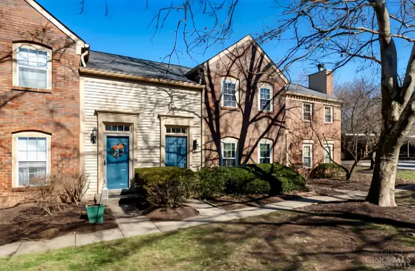 12 Woodsview Lane #12, Sharonville, OH 45241