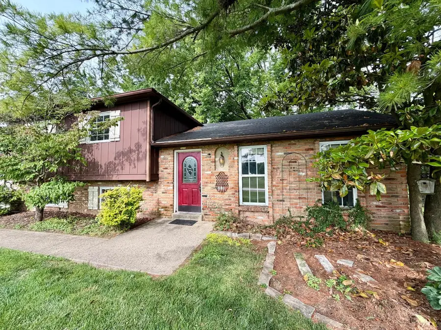8349 Grinn Drive, West Chester, OH 45069 - #2