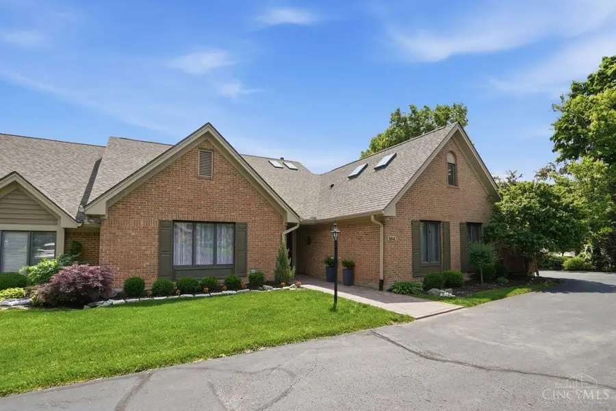 584 Cottingwood Court, Dayton, OH 45429 - #3
