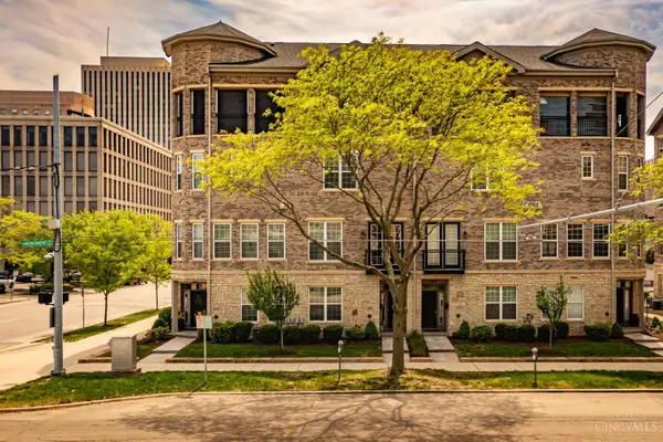 104 W Monument Avenue, Dayton, OH 45402