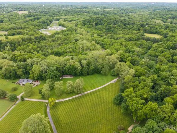 1144 Pickwick Drive, Loveland, OH 45140