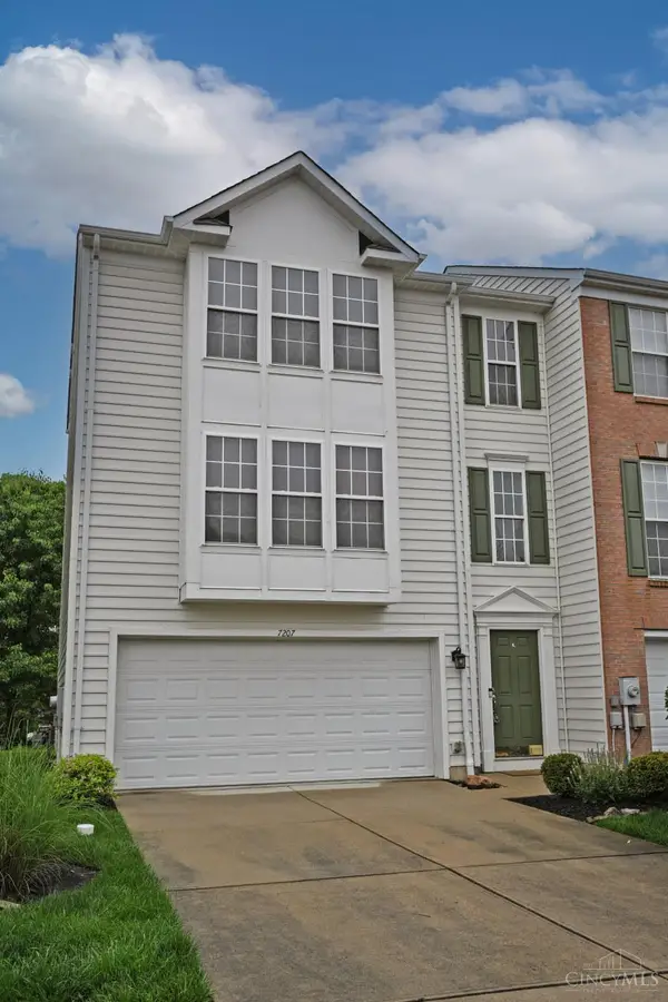 7207 Ivy Way, Newtown, OH 45244