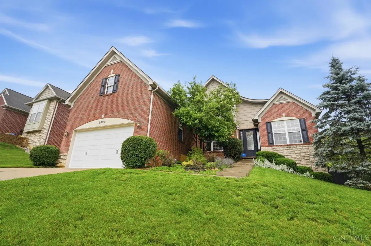 6809 Stewart Road, Silverton, OH 45236 - #1