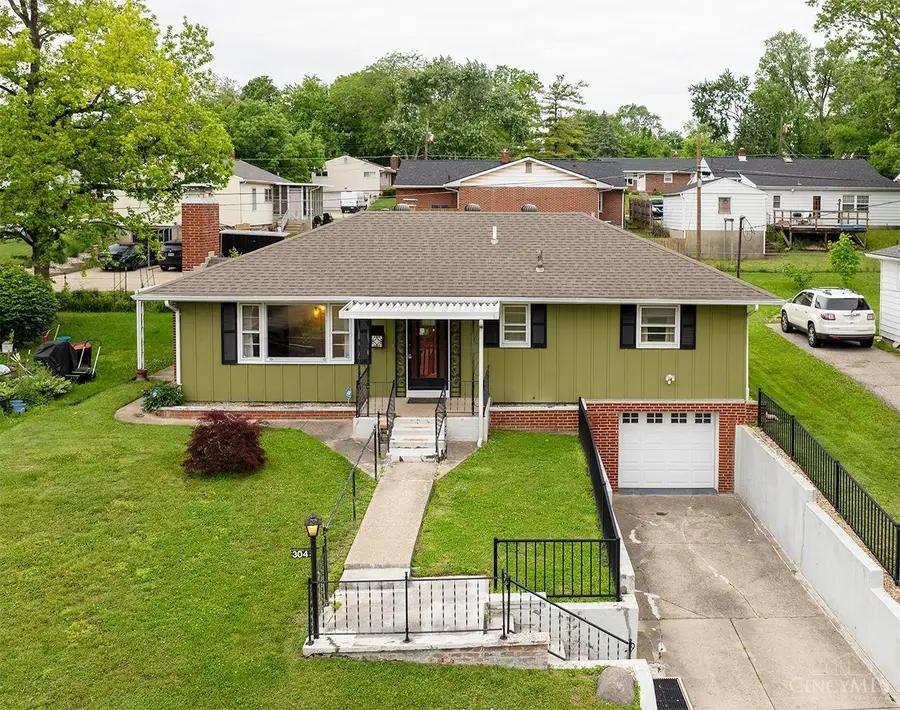 304 Fulton Lane, Middletown, OH 45044 - #3
