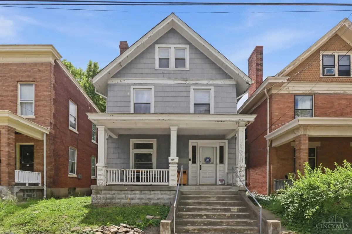 219 Atkinson Street, Cincinnati, OH 45219 - #1