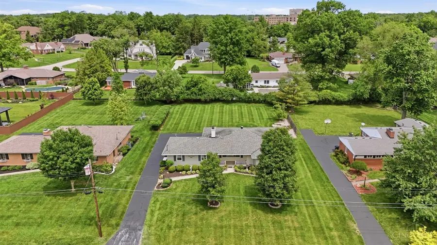 10361 Buxton Lane, Montgomery, OH 45242 - #3