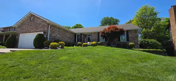 13 Carousel Circle, Fairfield, OH 45014