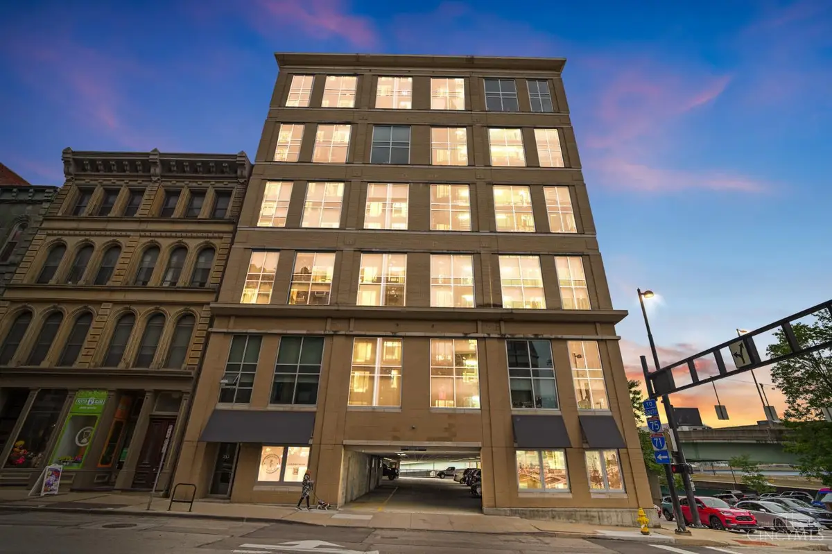 353 W 4th Street #401, Cincinnati, OH 45202 - #1