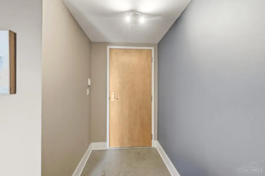 353 W 4th Street #401, Cincinnati, OH 45202 - #3
