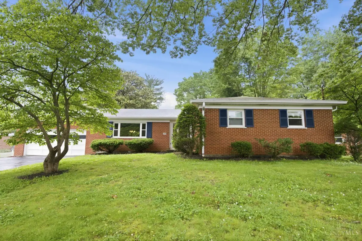 9386 Westbury Drive, Pleasant Hills, OH 45231 - #1