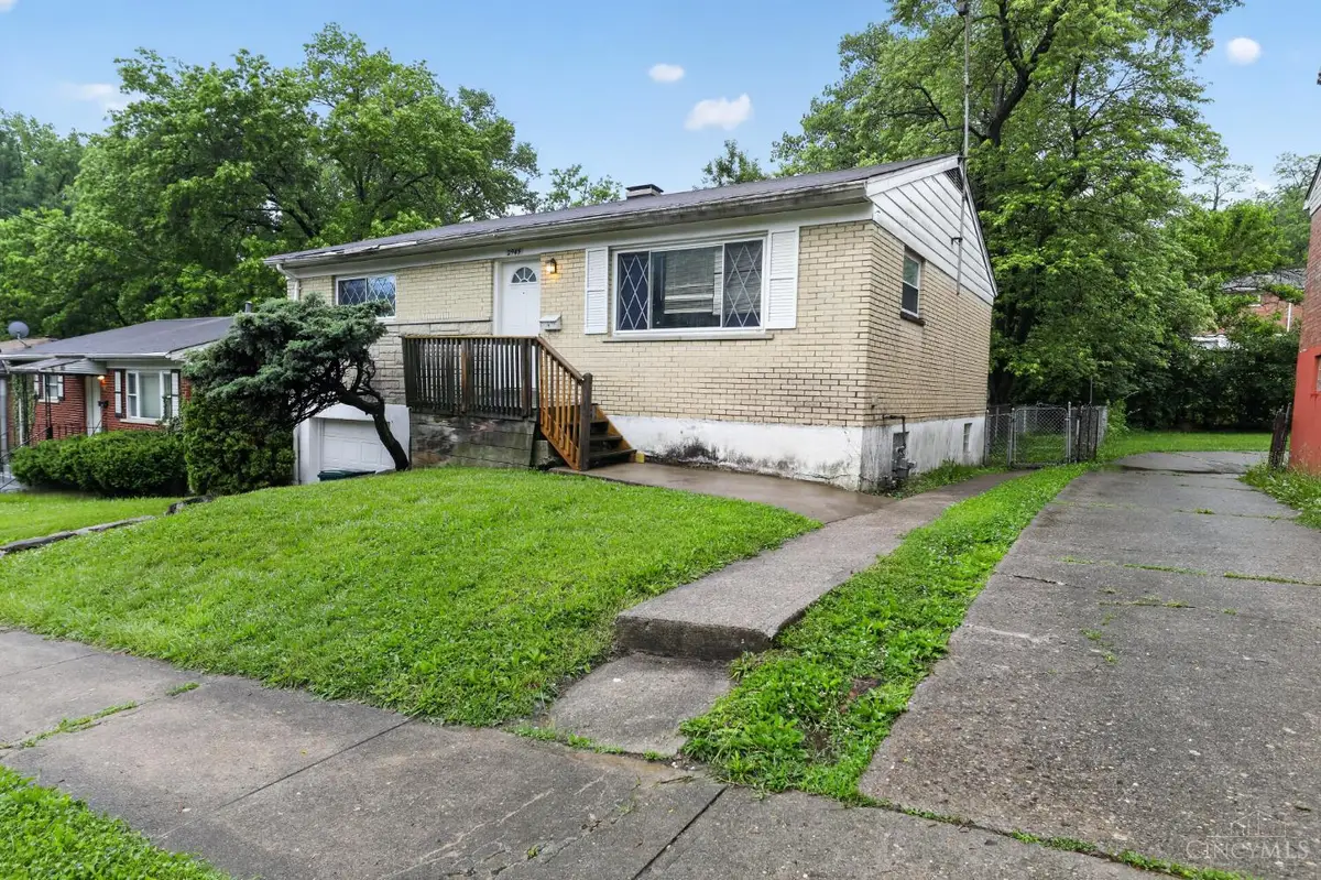 2945 Aquadale Lane, Cincinnati, OH 45211 - #1