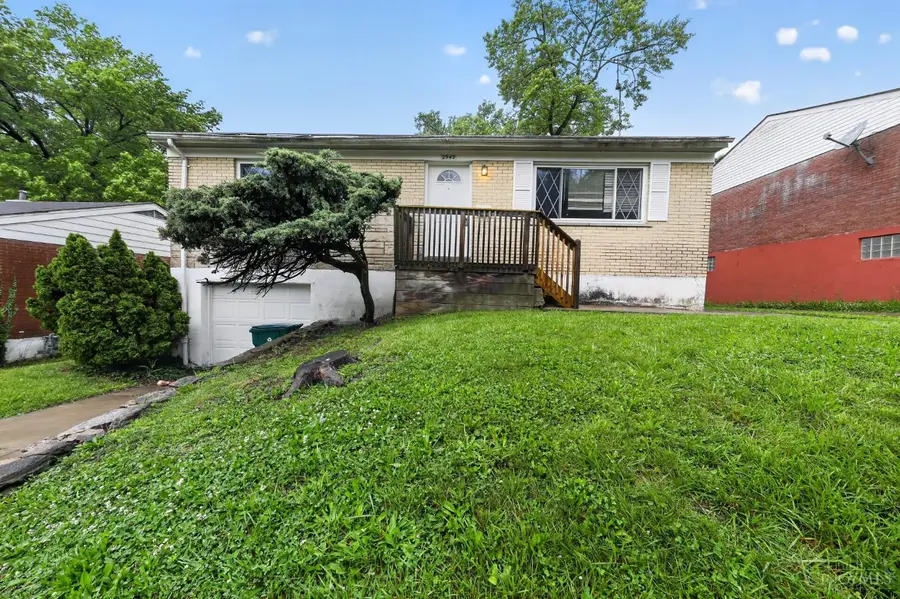 2945 Aquadale Lane, Cincinnati, OH 45211 - #2