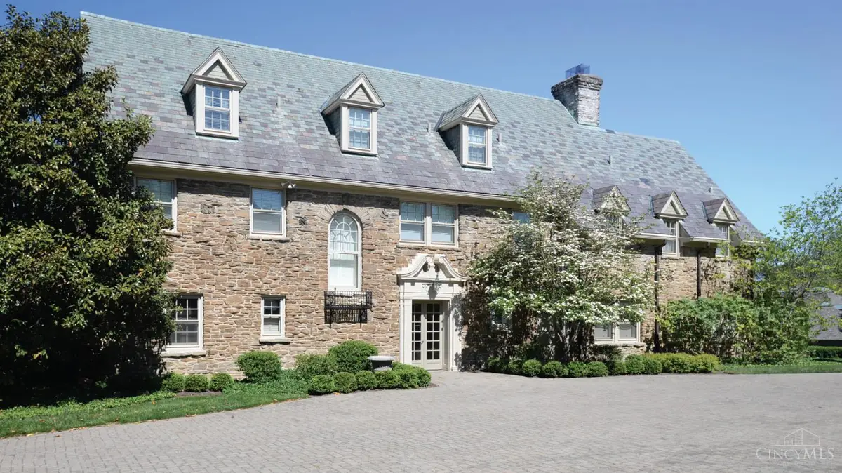32 Hampton Lane, Cincinnati, OH 45208 - #1
