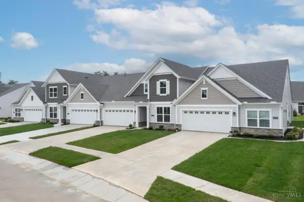 3449 Belgian #18C, Goshen Twp, OH 45140
