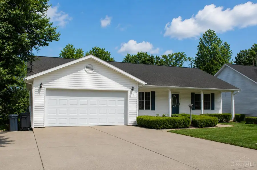 144 Vaughn Avenue, Hillsboro, OH 45133 - #2