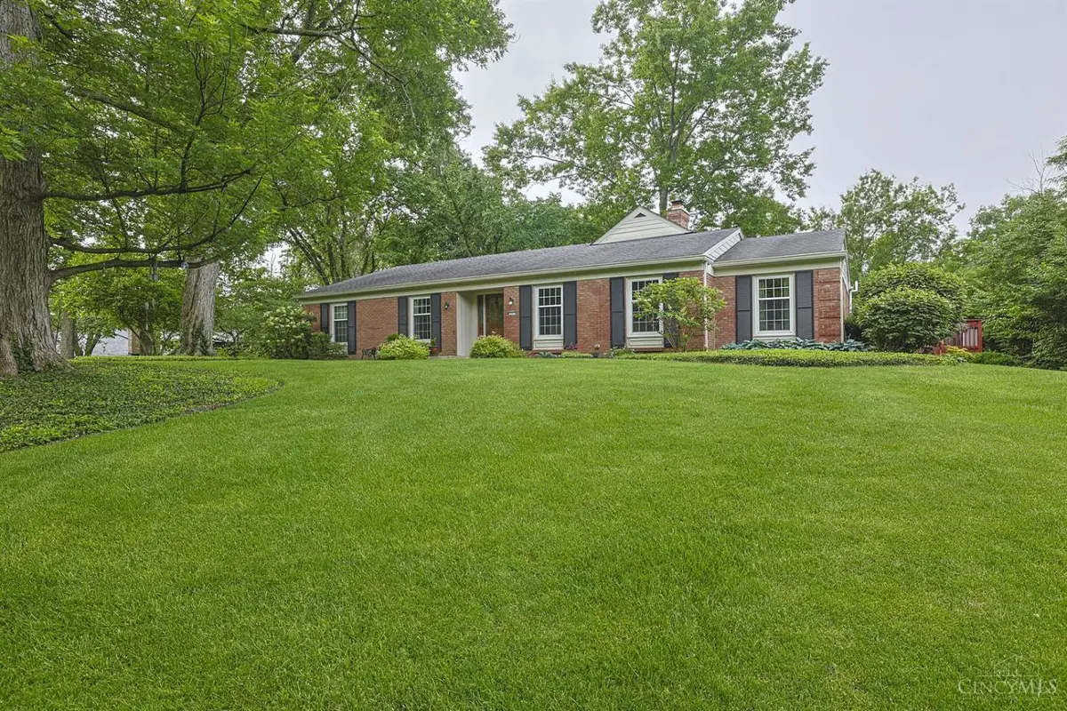 297 Ritchie Avenue, Wyoming, OH 45215 - #1