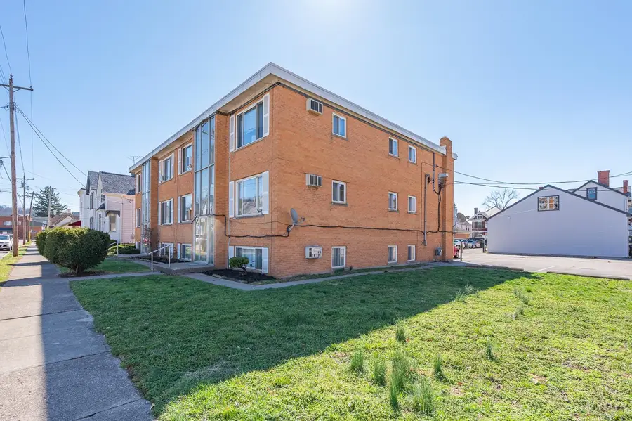 325 Pike Street, Reading, OH 45215 - #3