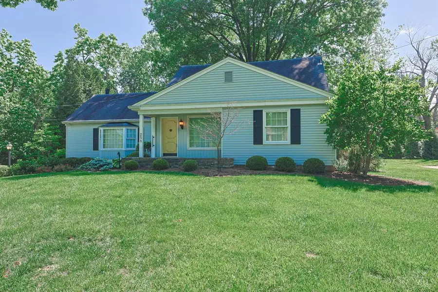 258 Hilltop Lane, Wyoming, OH 45215 - #2