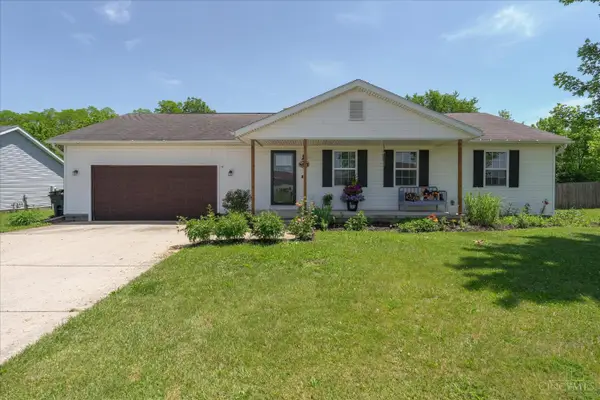 895 Riverbirch Rd, Washington Court Hous, OH 43160