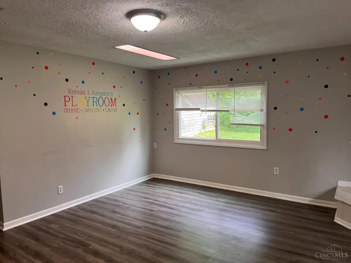 8769 Zodiac Drive, Cincinnati, OH 45231 - #1