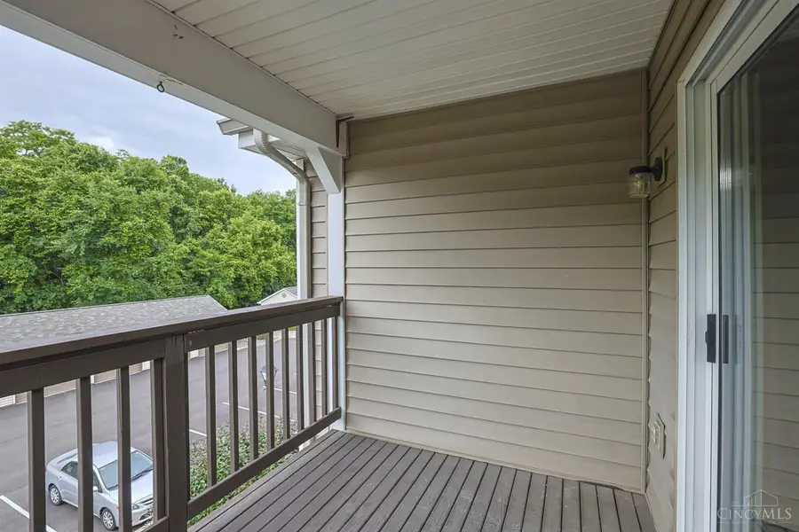4341 Regency Ridge Court #303, Green, OH 45248 - #2