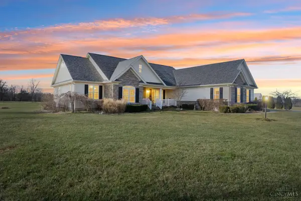 3283 Macedonia Rd, Tate Twp, OH 45106