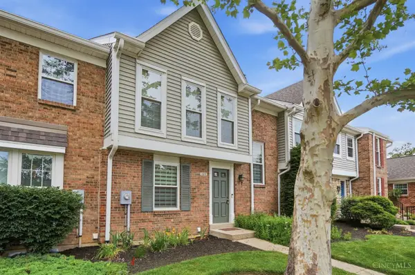 10893 Lake Thames Drive #204, Sycamore Twp, OH 45242