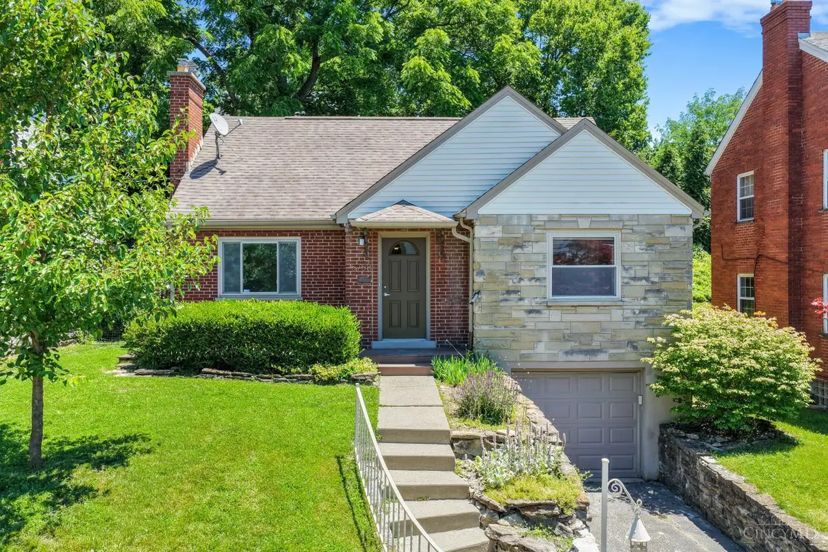 5758 Glengate Lane, Cincinnati, OH 45212 - #1