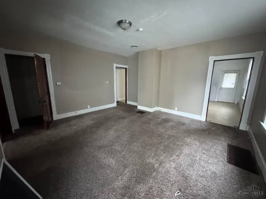 306 Washington Street, Hamilton, OH 45011 - #2