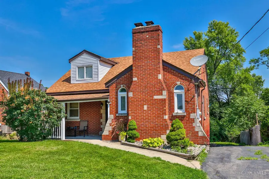 3318 Kleeman Road, Monfort Heights, OH 45211 - #2