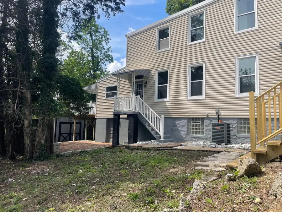 3413 Fyffe Avenue, Cincinnati, OH 45211 - #3
