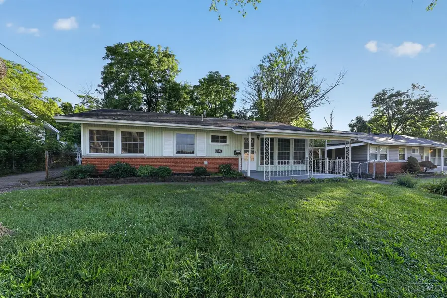 2806 Niagara Street, Cincinnati, OH 45251 - #3
