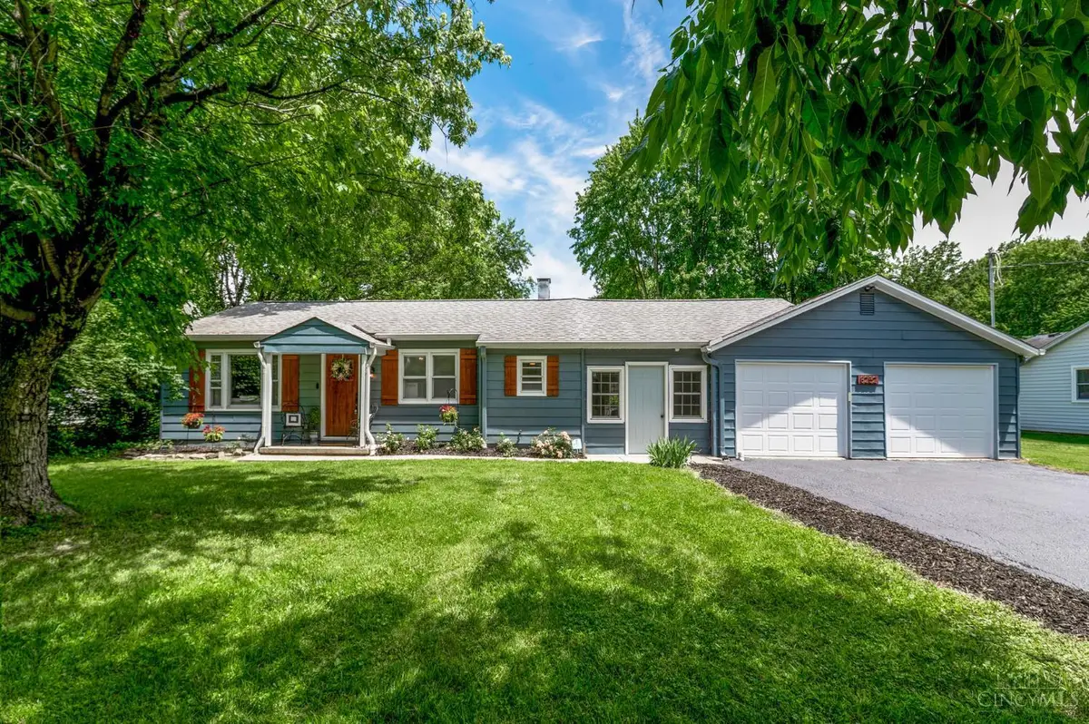 8252 Sibcy Road, Warren, OH 45039 - #1