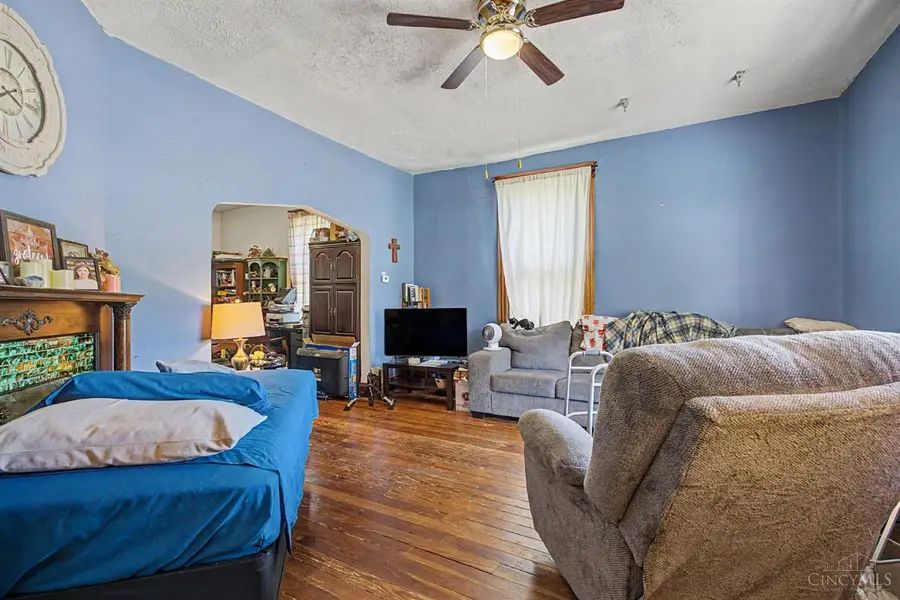 228 Central Avenue, Cincinnati, OH 45215 - #2